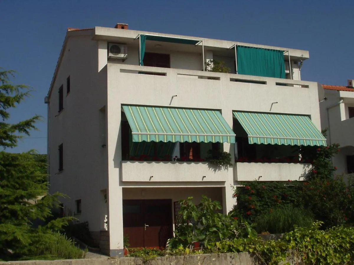 Apartments Mrak Punat
