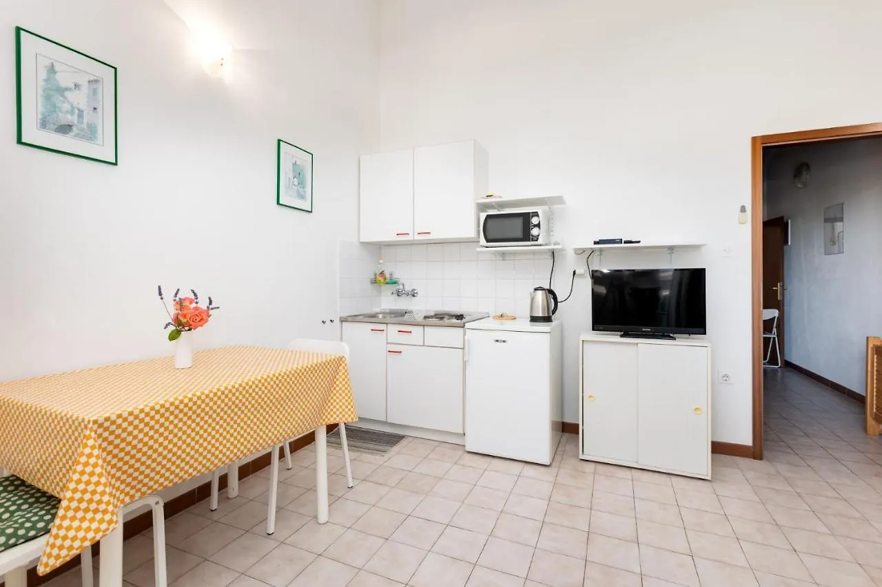 Apartments Mrak Punat Croatia